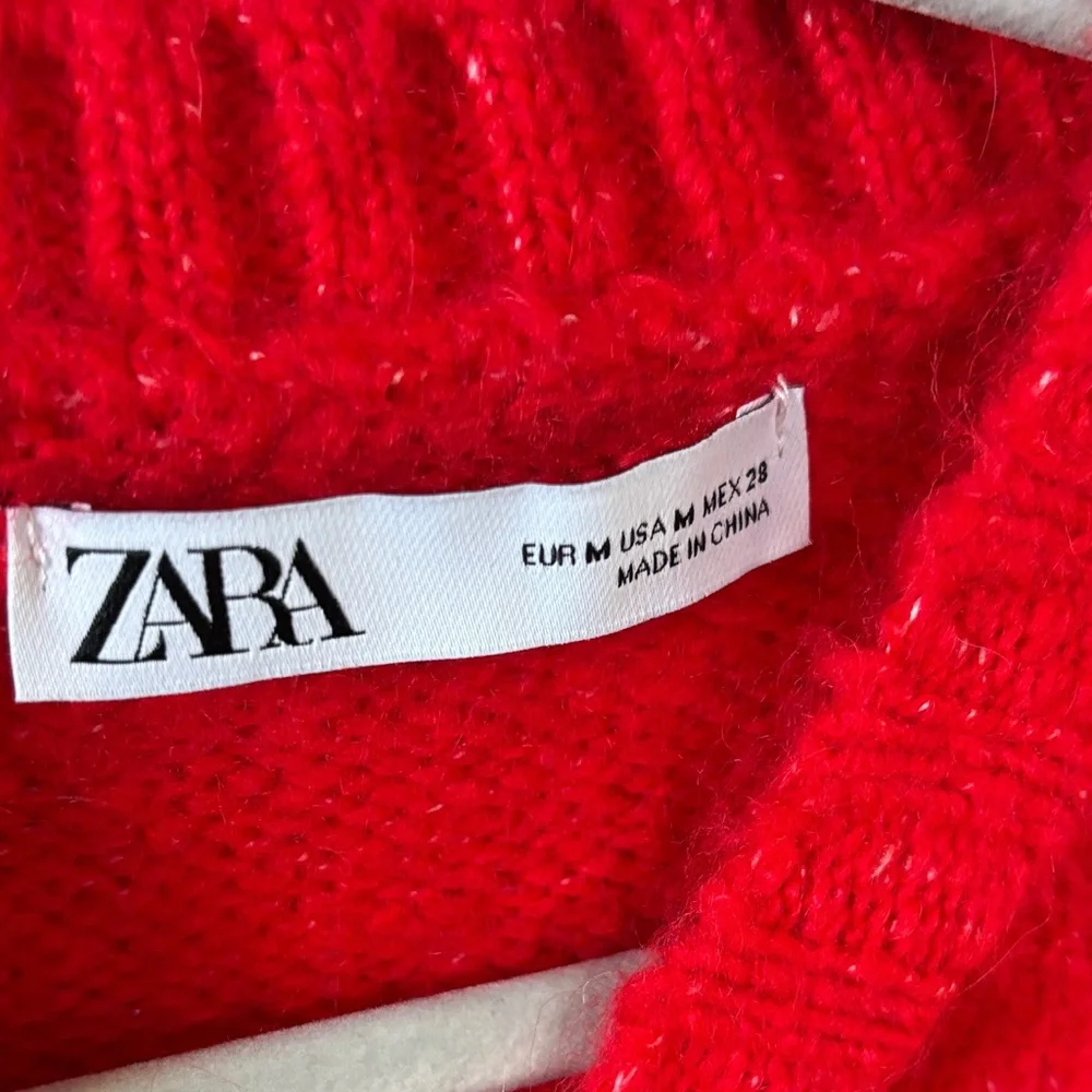 Zara Cropped Crew Neck Sweater - Picture 2 of 3